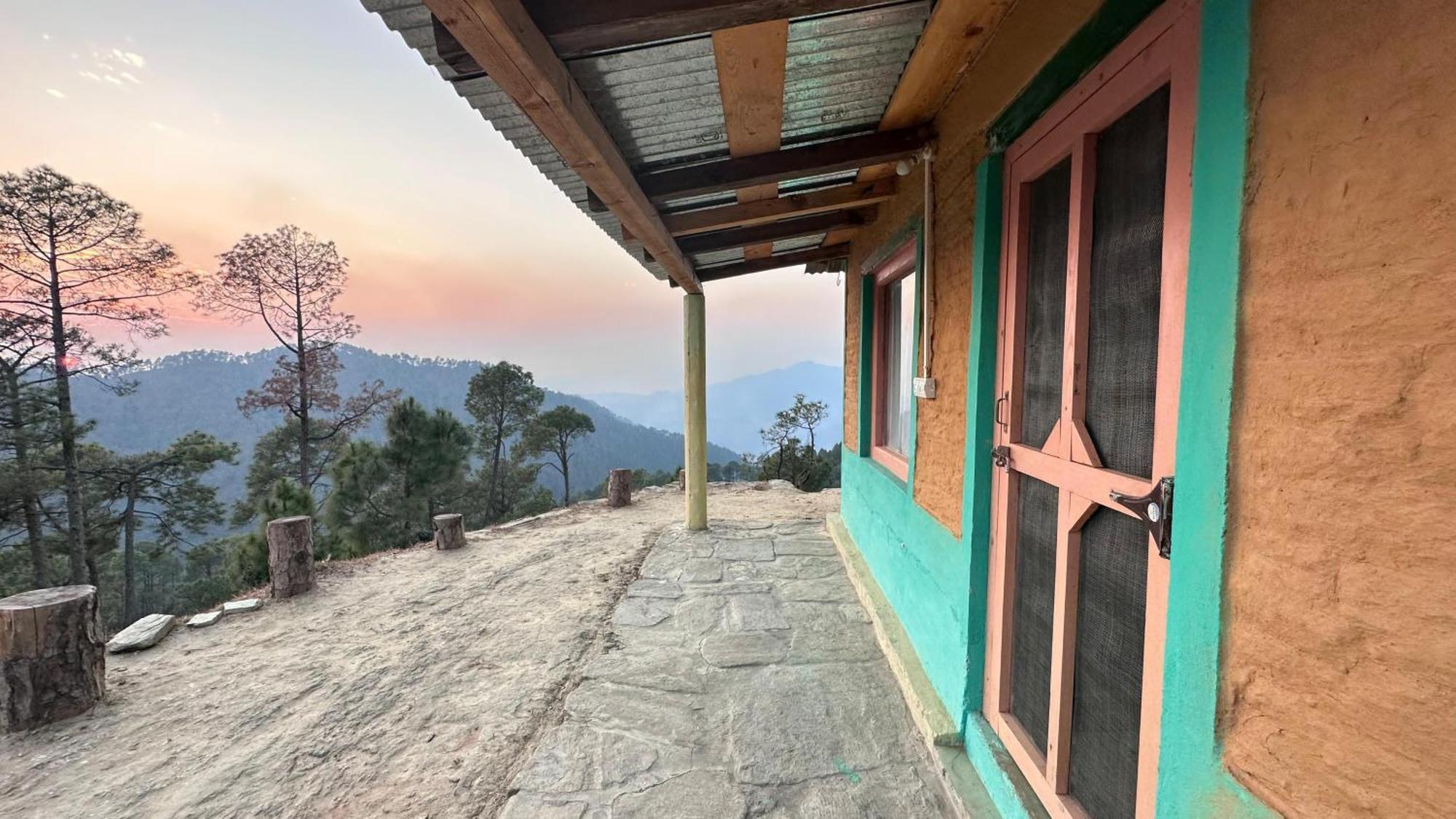 Joshi Cottage Binsar Exteriér fotografie