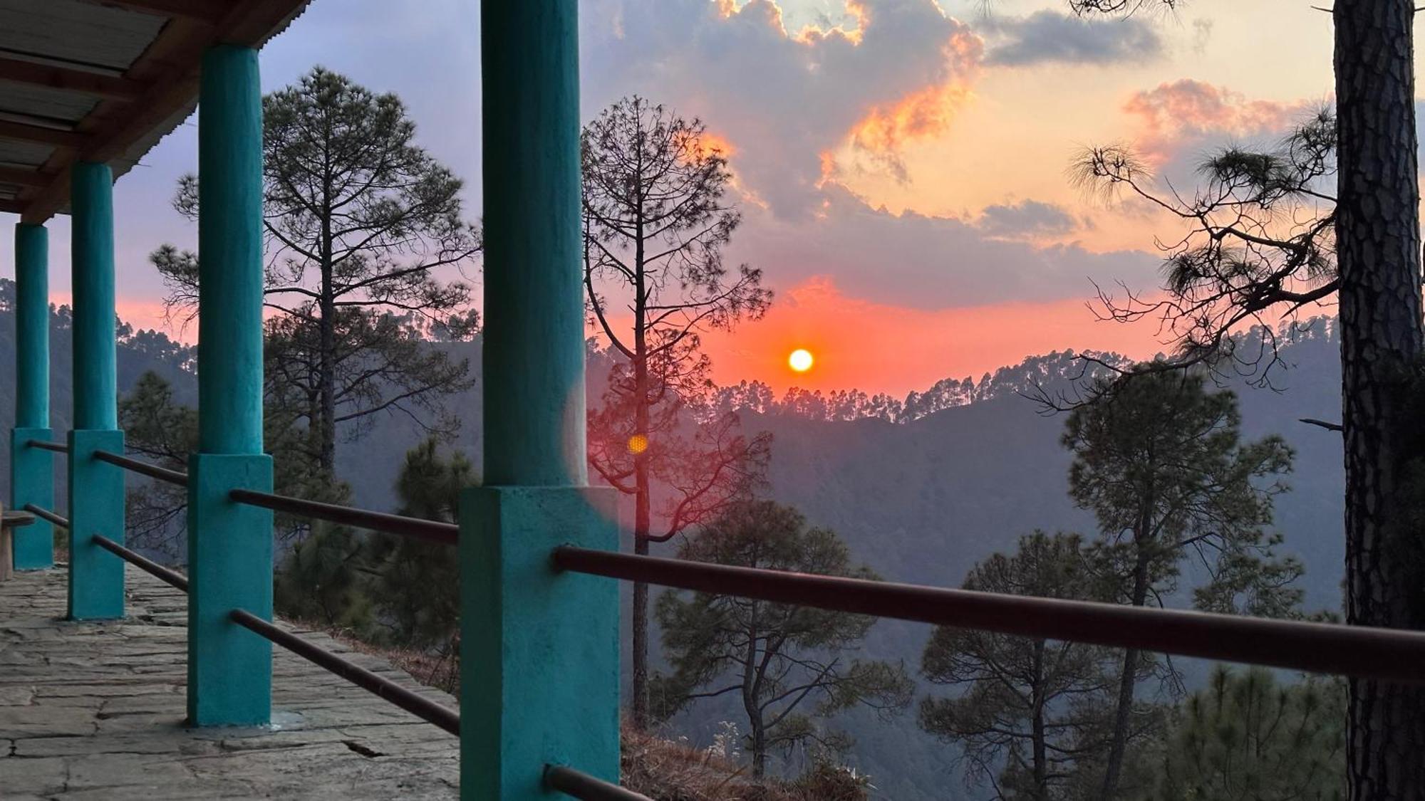 Joshi Cottage Binsar Exteriér fotografie